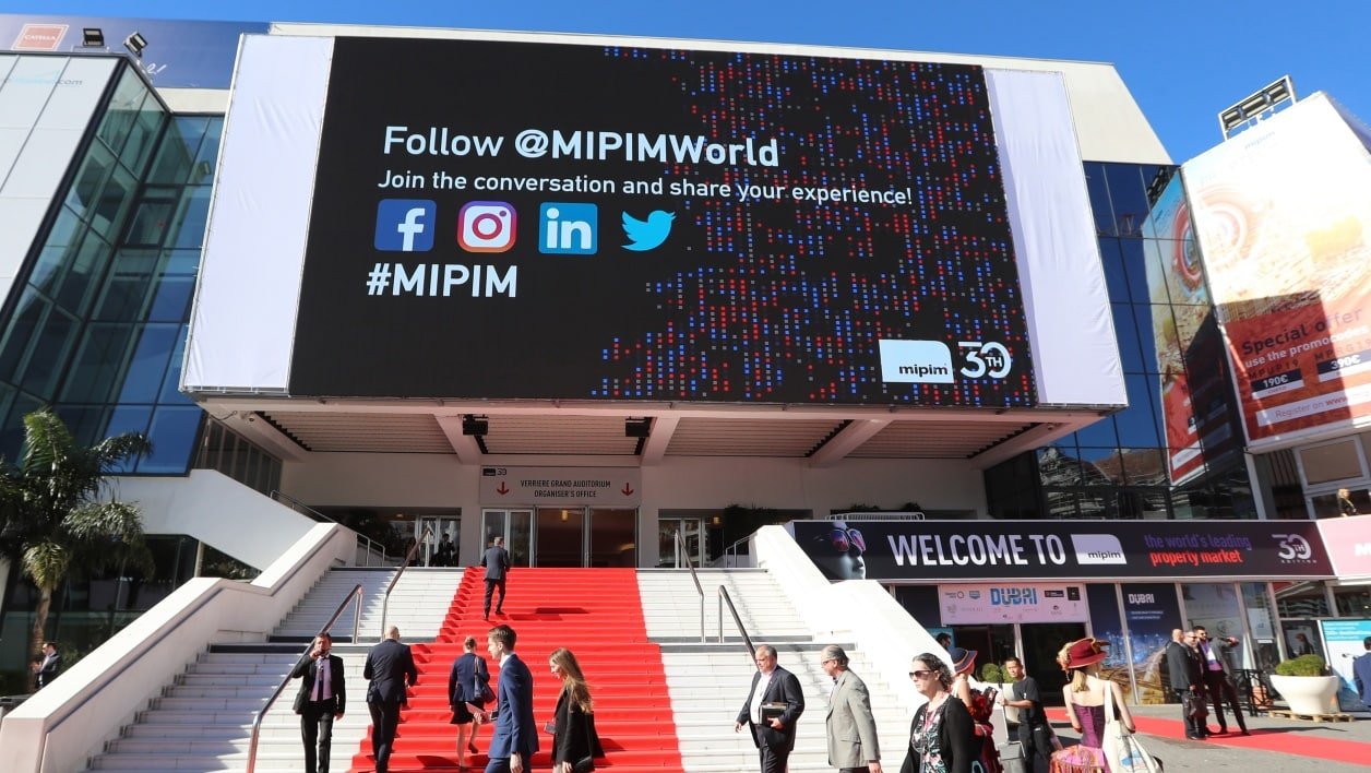 Hostess Agency MIPIM 2020